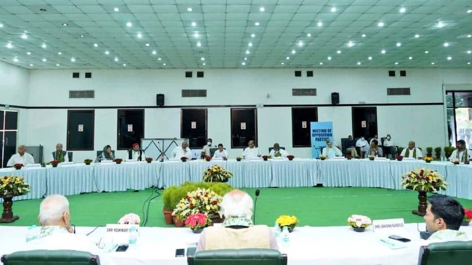 ’நோ’ சொன்ன சரத்பவார் : எதிர்க்கட்சிகளின் அடுத்தத் தேர்வு யார்?  