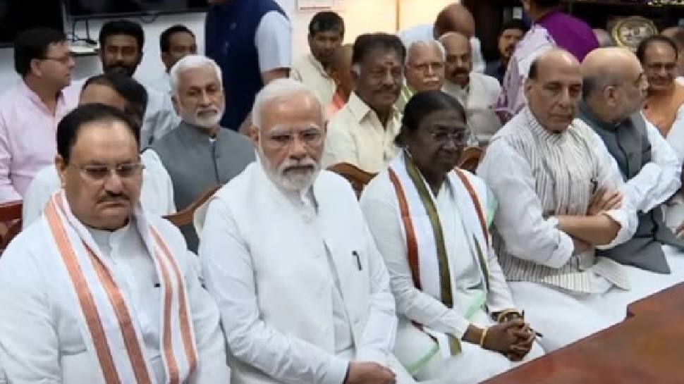 குடியரசுத் தலைவர் தேர்தல் : திரௌபதி முர்மு வேட்புமனுத் தாக்கல்