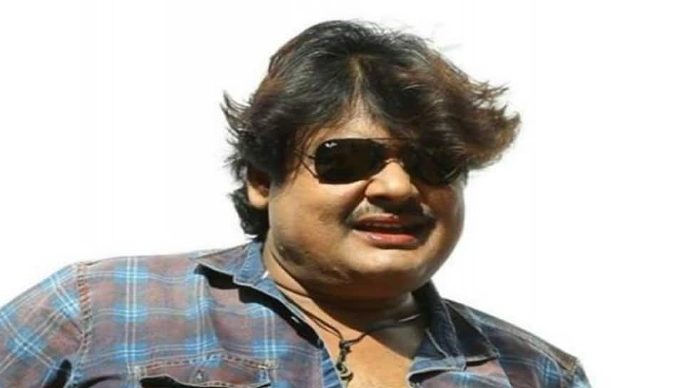   ‘சக்கு சக்கு வத்திக்குச்சி’... மன்சூர் அலிகானின் ரகளை நடனம் - வீடியோ