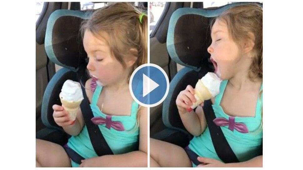 Cute Viral Video of Little Girl Viral Video தூங்கிக் கொண்டே