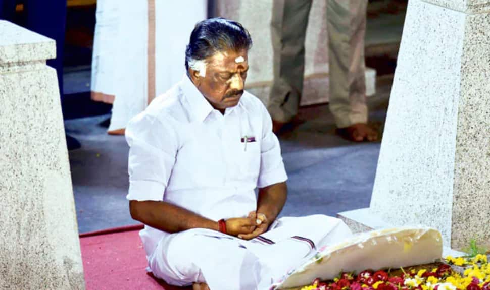 OPS vs EPS : போருக்கு தயாரான ஓபிஎஸ் : சொந்த கட்சி ஊழல் விவரங்களையே வெளியிட போகிறார்