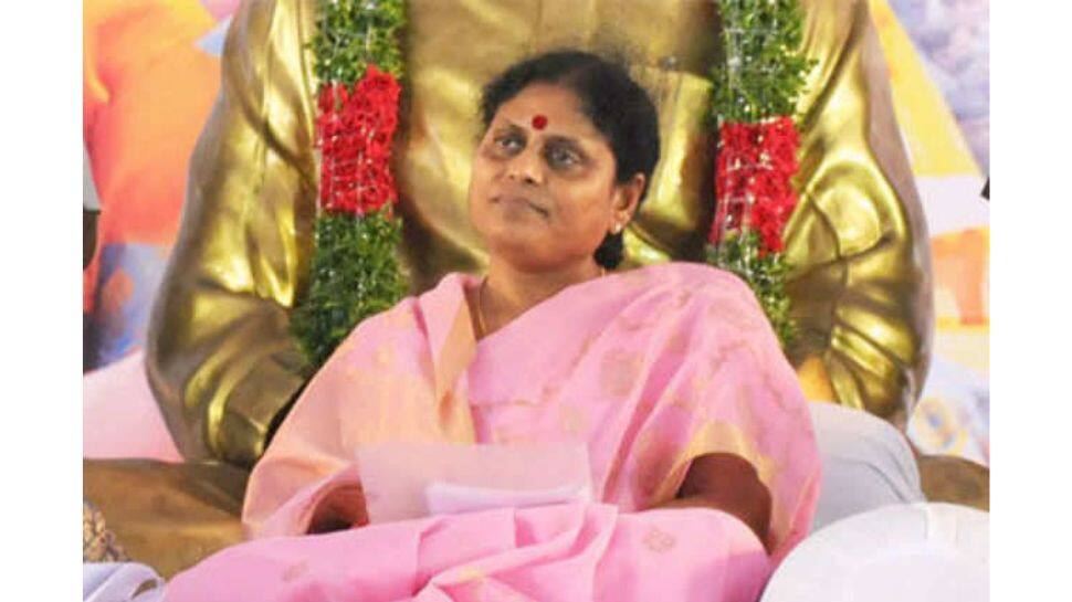 YSR Congress கட்சியில் இருந்து மகளின் கட்சிக்கு தாவிய ஜெகன் மோகன் அம்மா விஜயலட்சுமி