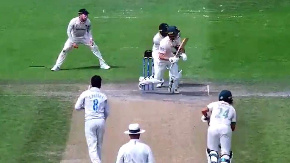 பந்துவீச்சாளராக மாறிய புஜாரா