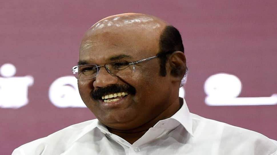அதிமுகவில் அடுத்த பஞ்சாயத்து... சீரியஸா எடுத்துக்காதீங்க என்று ஜெயக்குமார் விளக்கம்