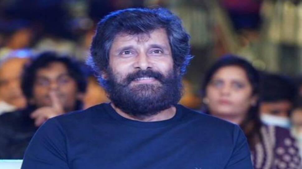 சியான் விக்ரமின் அசத்தல் என்ட்ரி - வைரலாகும் வீடியோ