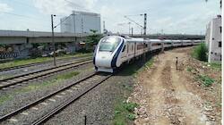 Indian Railways: வந்தே பாரத் விரைவு ரெயில் சோதனை ஓட்டம் வெற்றி!