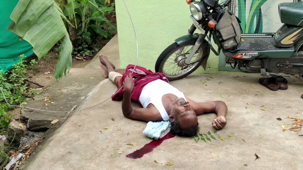 திருப்பத்தூரில் மின்துறை அதிகாரிகள் அலட்சியம் : காலைக் கடனைக் கழிக்கச் சென்றவர் பலி