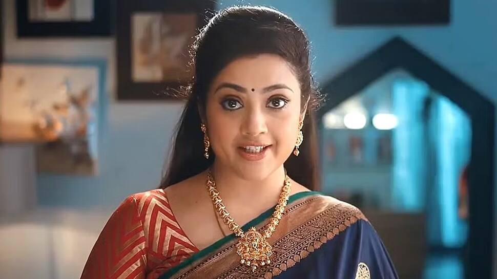 லைஃப் என்றால் ரோலர் கோஸ்டர் போல - மீனா வெளியிட்ட வீடியோ வைரல்