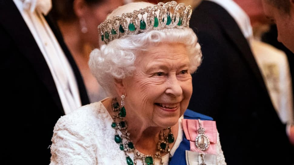 Interesting facts about Queen Elizabeth II of England  Interesting facts about queen elizabeth 2 of england