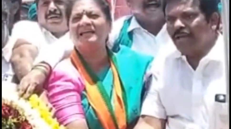 சசிகலா புஷ்பாவிடம் சில்மிஷத்தில் ஈடுபட்ட பாஜக பொதுச்செயலாளர்