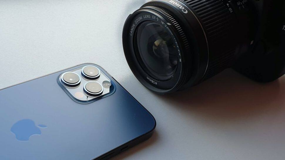 ’யூடியூபர்களுக்கு வரப்பிரசாதம்’ DSLR கேமராவுக்கு இணையான குவாலிட்டி கொடுக்கும் ஸ்மார்ட்போன் 