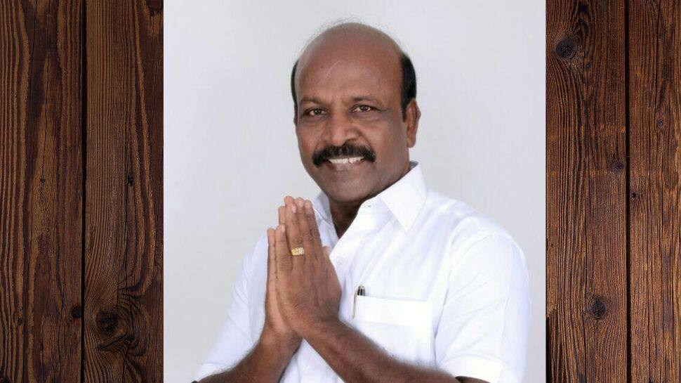 மருந்து தட்டுப்பாடே இல்லை போலியாக வதந்திகளை பரப்புவது ஏன்? அமைச்சர் காட்டம்