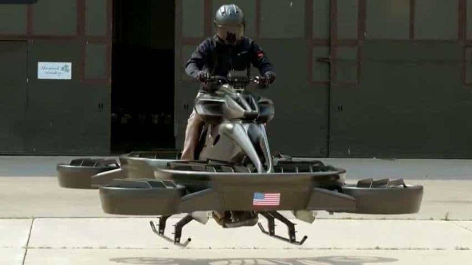HOVERBIKE: பைக்கில் பறப்பவரா? இனி பறக்கும் பைக்கிலேயே பறக்கலாம்! 
