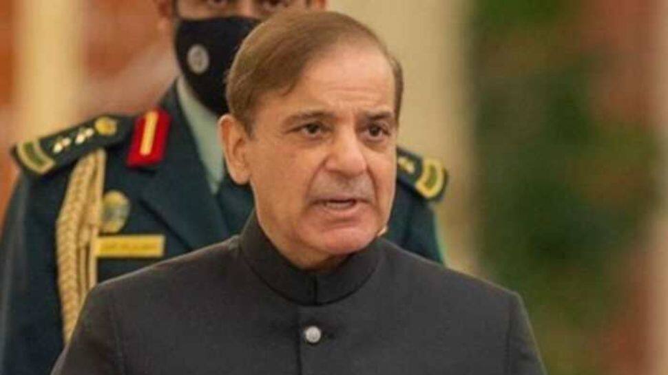 பாகிஸ்தானில் பரபரப்பு; கோடிகளில் ஏலம் விடப்படும் பிரதமரின் கசிந்த ‘ஆடியோ’! 