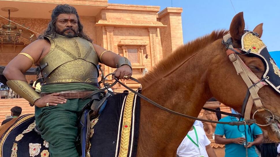  பொன்னியின் செல்வன் - சோழ தேசம் சென்ற பார்த்திபன் பெருமித பேச்சு