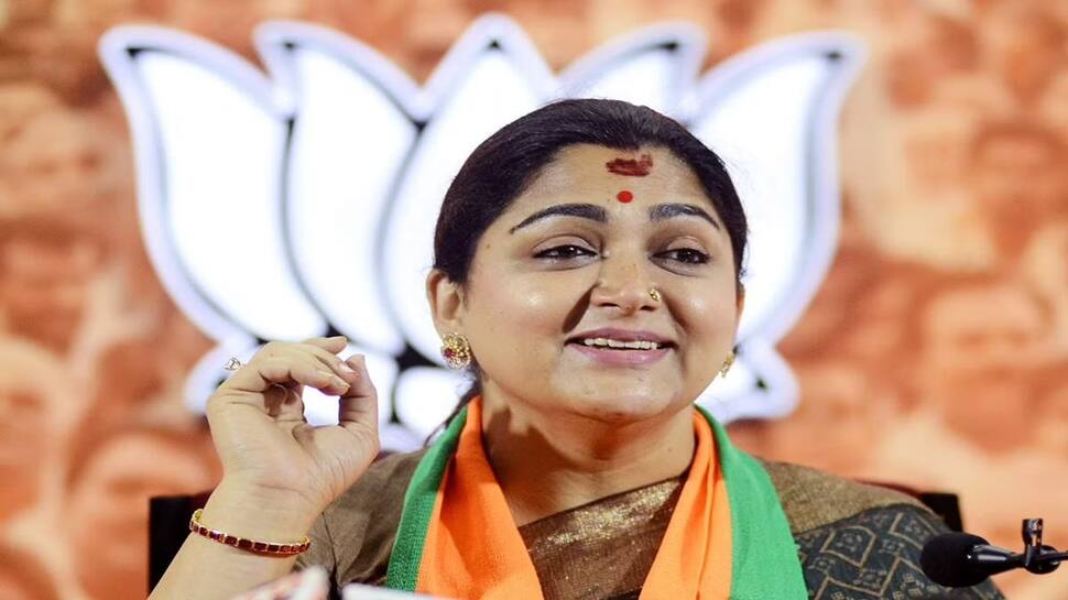 நான் காவி சேலை கட்டினால் உங்களுக்கு என்ன?... குஷ்பு ஆவேசம்