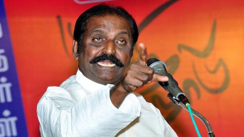  வள்ளுவம் வாழ்வியலுக்கானது - ஆளுநருக்கு எதிராக வைரமுத்து ட்வீட்