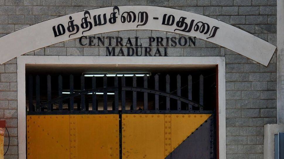 Madurai Prison Scam: மதுரை மத்திய சிறை ஊழல் புகார் எதிரொலி? 12 பேர் டிரான்ஸ்ஃபர்