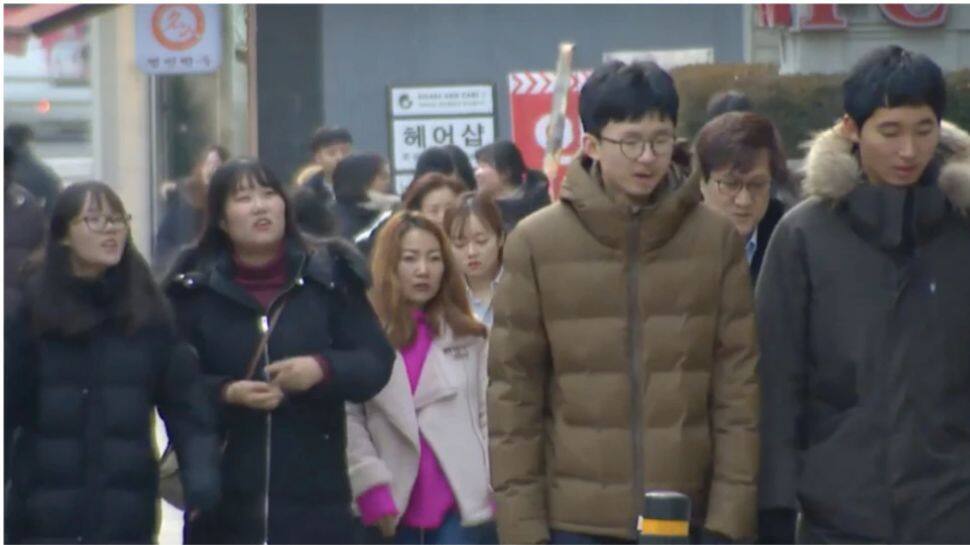 ஒரே நாளில் 2 வயது இளமையாகும் தென் கொரிய மக்கள்! ஒரே இரவில் நடந்த அதிசயம்!