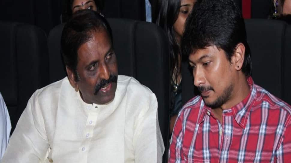 வாரிசு என்ற வசை கழியுங்கள் - அமைச்சர் உதயநிதிக்கு வைரமுத்து வாழ்த்து