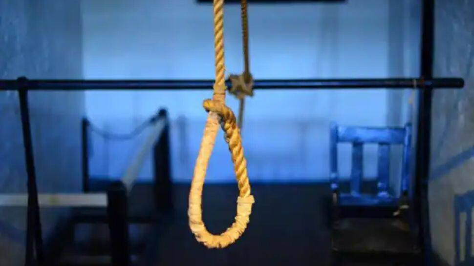 சென்னையில் கல்லூரி மாணவர் மரணம்! விக்டோரியா கல்லூரி ஹாஸ்டலில் தூக்கிட்டு தற்கொலை
