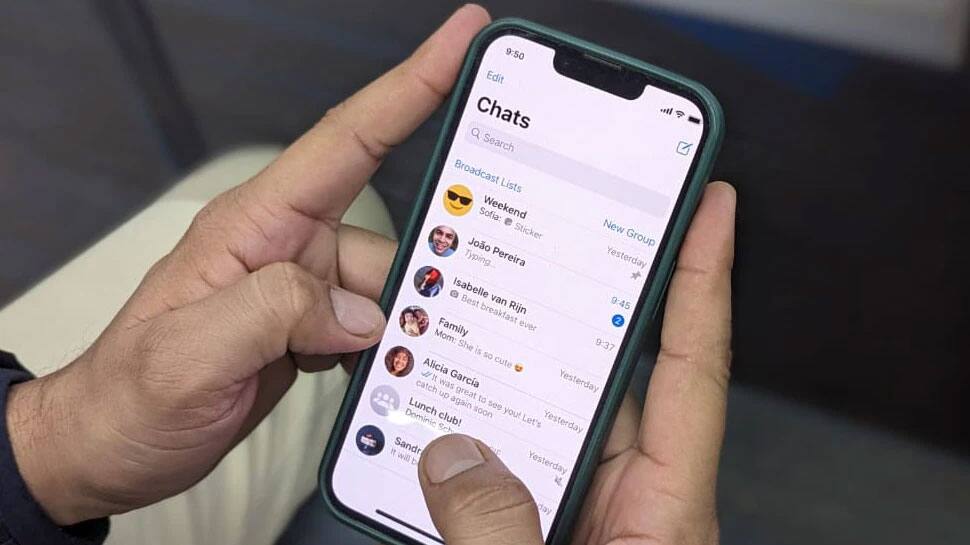 ஆப்பிள் யூசர்களுக்கு ஷாக் செய்தி! நாளை முதல் இந்த போன்களின் WhatsApp இயங்காது