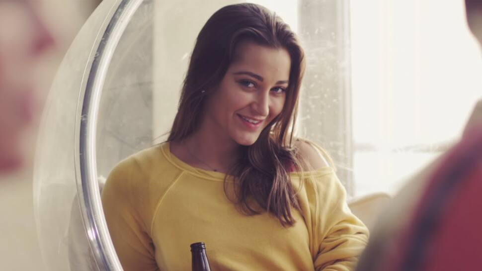 என்னை கிரிக்கெட் கோச்சாக போடுங்கள் - ஆபாச பட நடிகையின் ஆசை வார்த்தைக்கு காரணம் என்ன?