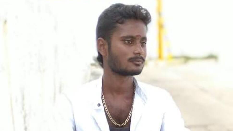 Jallikattu Death: திருச்சி சூரியூர் ஜல்லிக்கட்டு - மார்பில் முட்டிய காளையால் உயிரிழந்த இளைஞர்