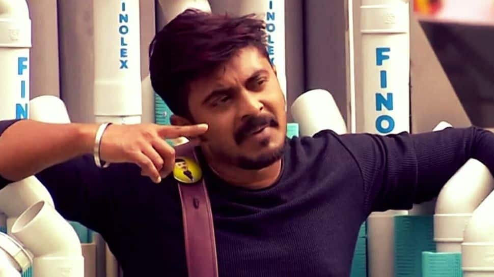 பிக்பாஸில் அட்வைஸ் கொடுத்த கமலுக்கு இப்போ ஒருமையில் பதில் அளித்தாரா அசீம்?