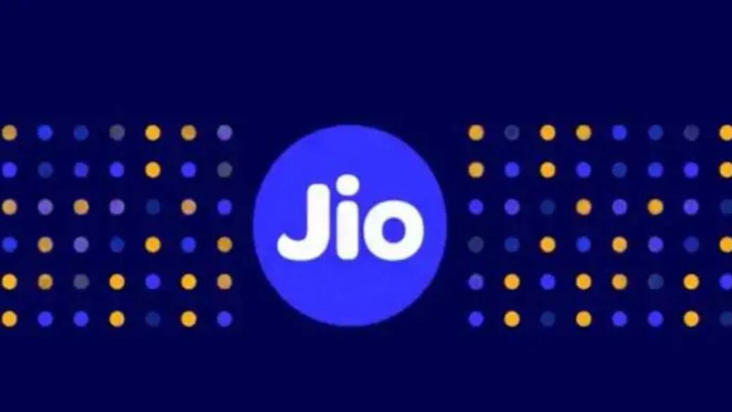 காதலர் தினத்திற்கு ஜியோ வழங்கும் சூப்பர் ஆபர்! மிஸ் பண்ணிடாதீங்க! 