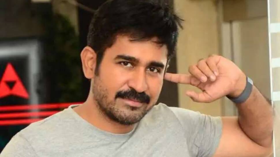 வட மாநிலத்தவர் பிரச்னையில் விஜய் ஆண்டனி ட்வீட்... மக்களின் மனவோட்டம் என்ன?