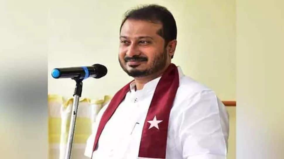 சொந்தக் கட்சியால் நீக்கப்பட்ட தமிமுன் அன்சாரி..! 27 மாவட்ட செயலாளர்கள் தீர்மானம்