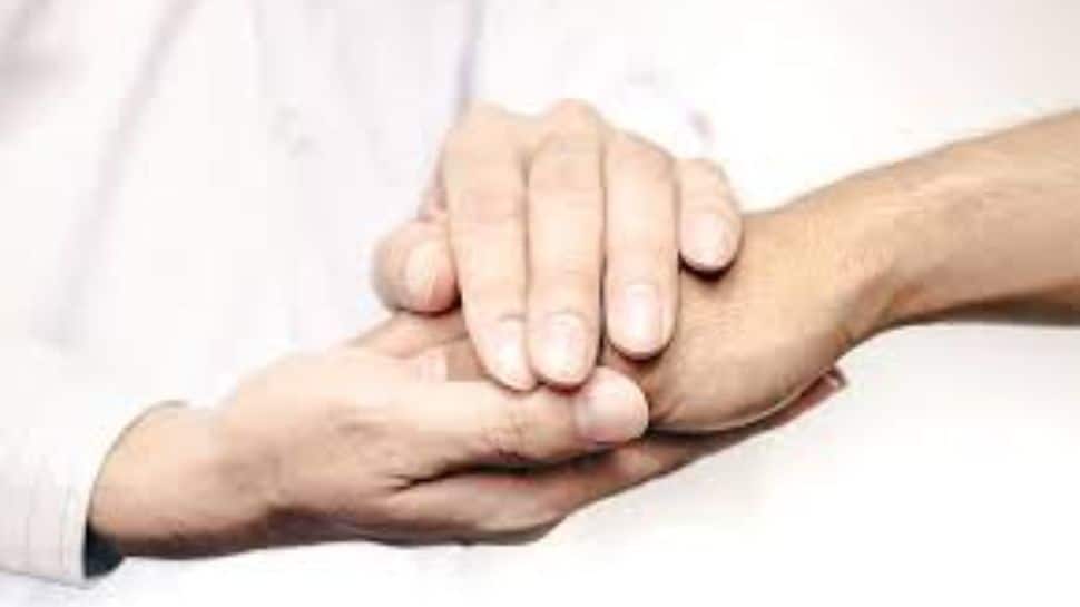 மேட்டுப்பாளையம்: முதன்முறையாக இறந்த வாலிபரின் தோல் வேறொருவருக்கு தானம்..!