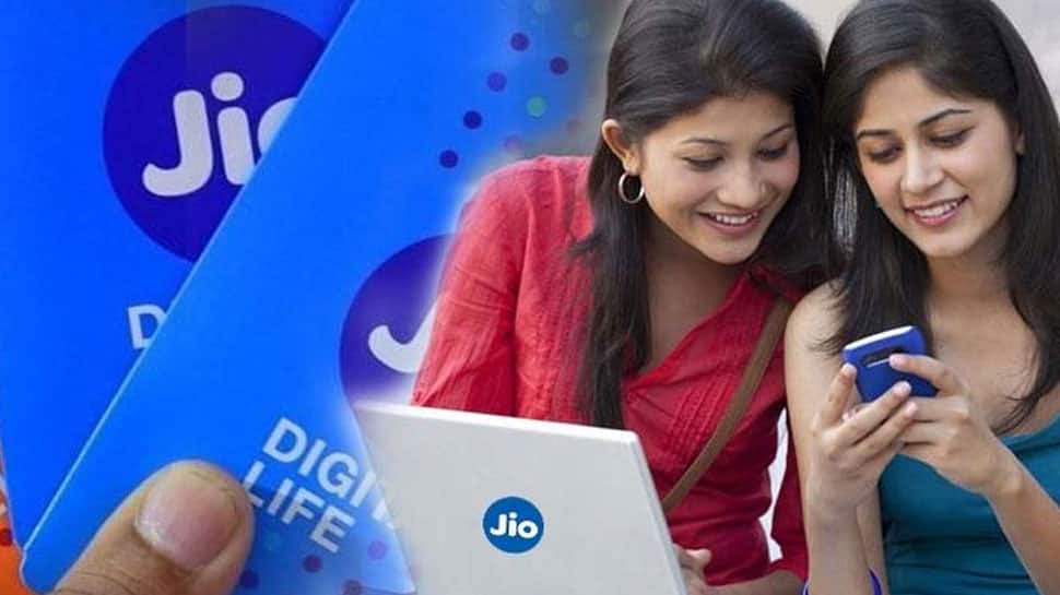 வெறும் ரூ.399க்கு ரீசார்ஜ் திட்டம், இலவச OTT..ஜியோ அசத்தல்