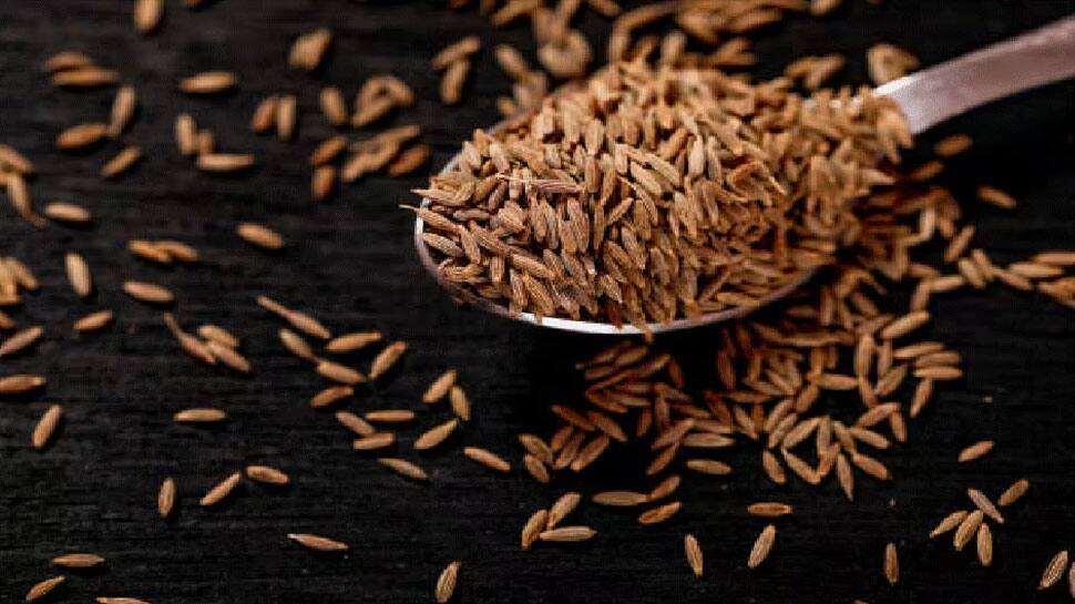Cumin Seeds Side Effects அதிக சீரகம் ஆபத்து!! அச்சப்படுத்தும் சீரகத்தின் பக்க விளைவுகள் இதோ