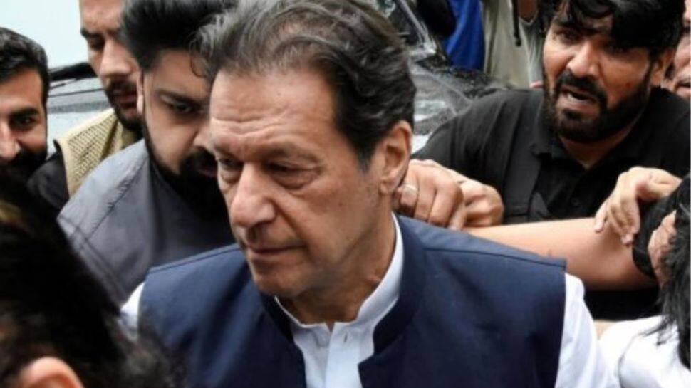 இம்ரான்கானை கைது செய்ய விரையும் போலீஸார்! லாகூரில் பதற்றம்!