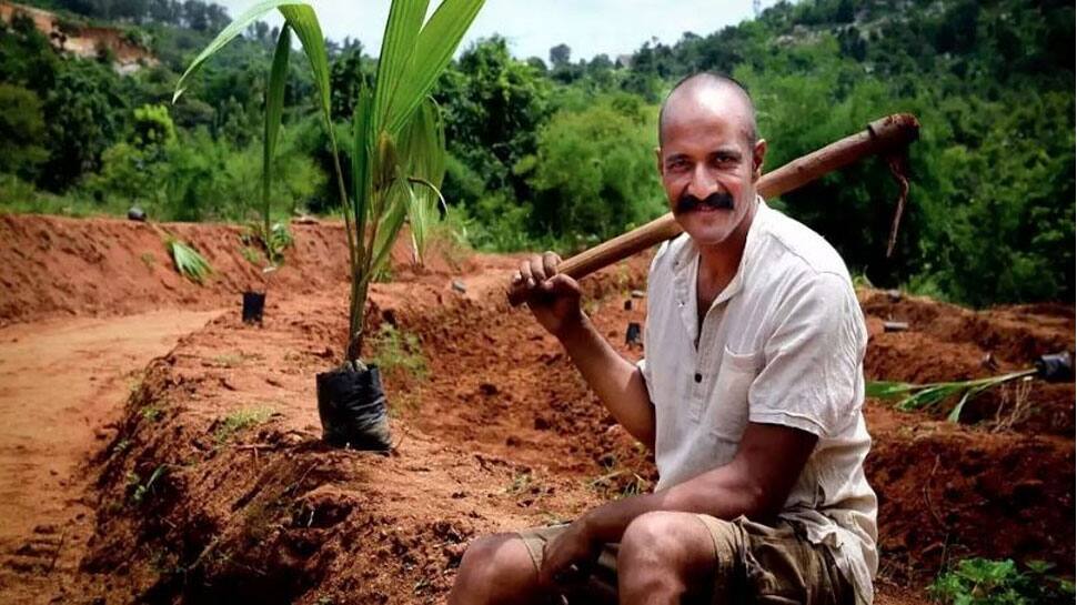 என்னா மனுஷன்பா..!விவசாயத்தில் அசத்தும் ’பொல்லாதவன்’ கிஷோர்! 