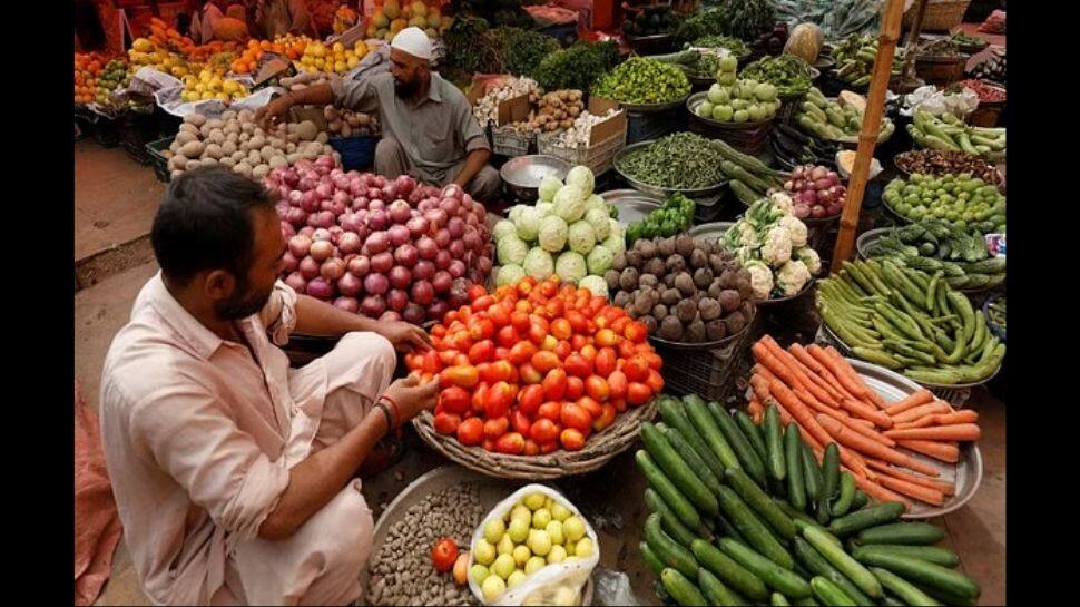 ராக்கெட் வேகத்தில் உயரும் விலைவாசி! ரமலான் மாதத்தில் கண்ணீர் விடும் பாகிஸ்தானியர்கள்!  