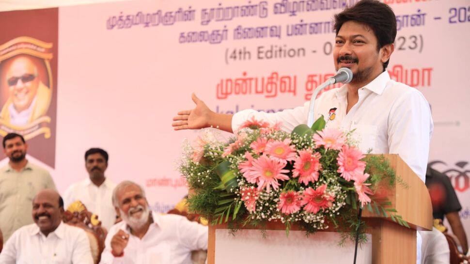 தமிழகத்தில் 105 ஏக்கரில் பிரம்மாண்ட ஸ்போர்ட்ஸ் சிட்டி: செம்மஞ்சேரியில் உதயநிதி ஆய்வு 