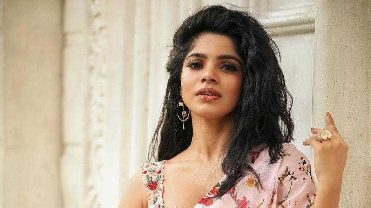 பேச்சுலர் படத்தில் திவ்யபாரதிக்கு பதில் நடிக்கவேண்டியது இந்த நடிகையா?