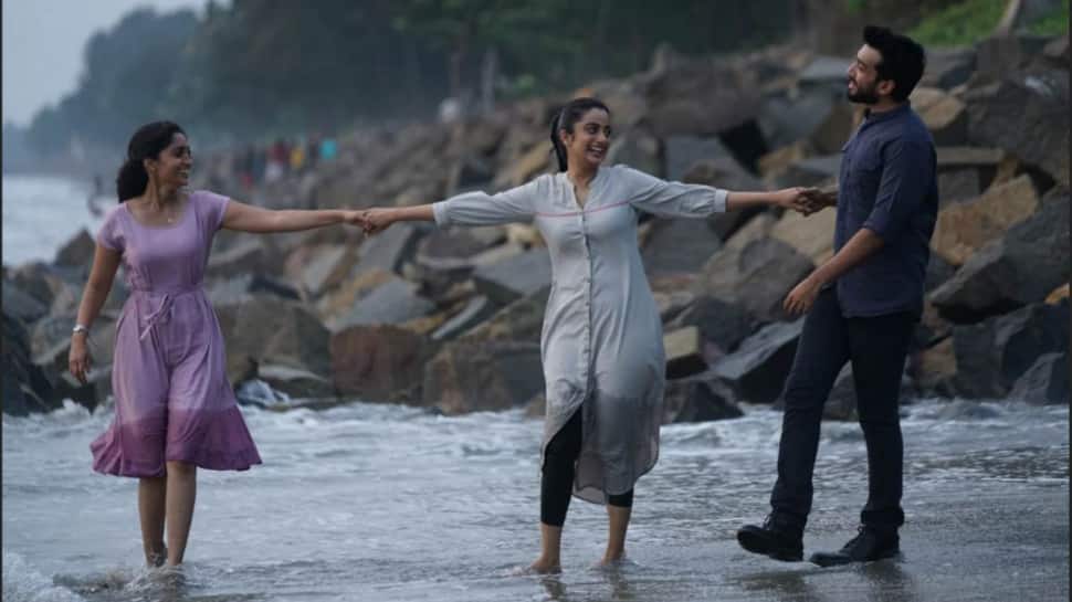 நொடிக்கு நொடி திருப்பம்... துப்பறியும் திரில்லர் - 'அவள் பெயர் ரஜினி' டீசருக்கு வரவேற்பு!