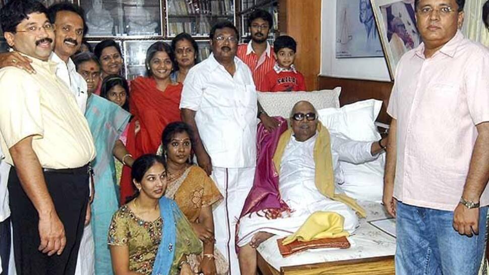 ரயில் டிக்கெட் வாங்கவே தகுதியில்லை... கருணாநிதி குடும்பத்திற்கு இத்தன கோடி எப்படி வந்துச்சு - ஹெச். ராஜா கேள்வி