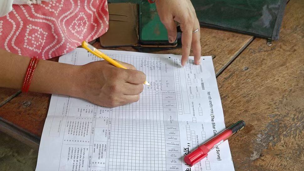 அதிர்ச்சி தந்த ஜாதிவாரி கணக்கெடுப்பு... 40 பெண்களின் கணவர்களுக்கு ஒரே பெயர்!