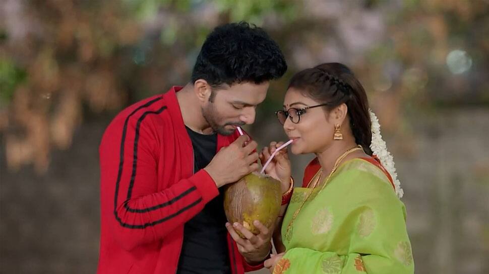 சீதா ராமன் அப்டேட்: ஒரே இளநீரில் ரெண்டு ஸ்ட்ரா.. ராமுடன் சீதா ரொமான்ஸ், டென்ஷனில் மகா குடும்பம்