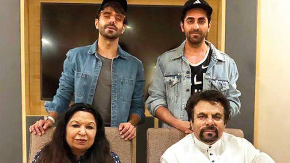 பிரபல பாலிவுட் நடிகரின் தந்தை உடல்நலக்குறைவால் காலமானார்!