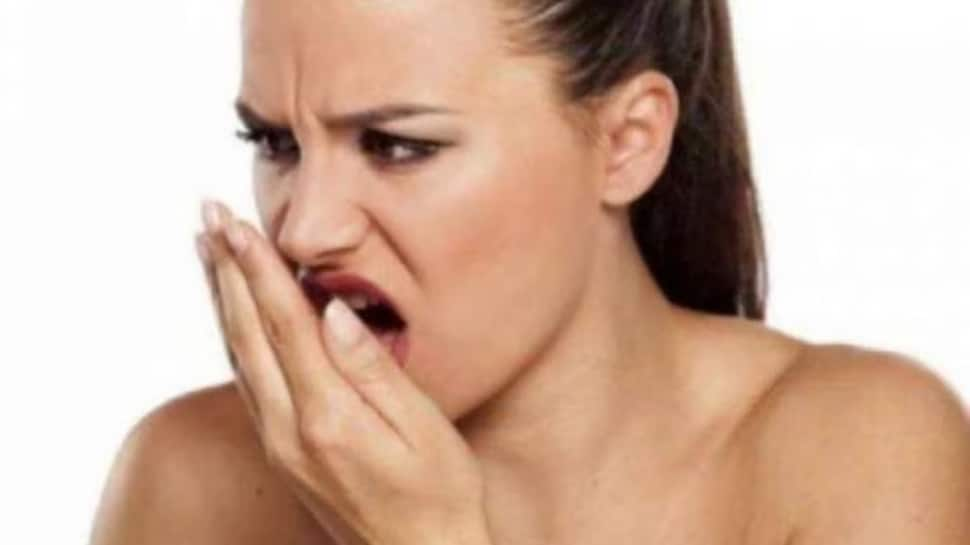 home-remedies-to-get-rid-of-bad-mouth-smell-check-here-for-health-tips