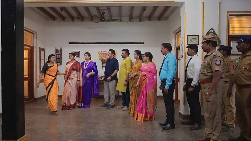 சீதா ராமன் அப்டேட்: கைதாகும் சூர்யா.. அதிர்ச்சியில் சீதா, ஆட்டத்தை தொடங்கும் மகா!! 