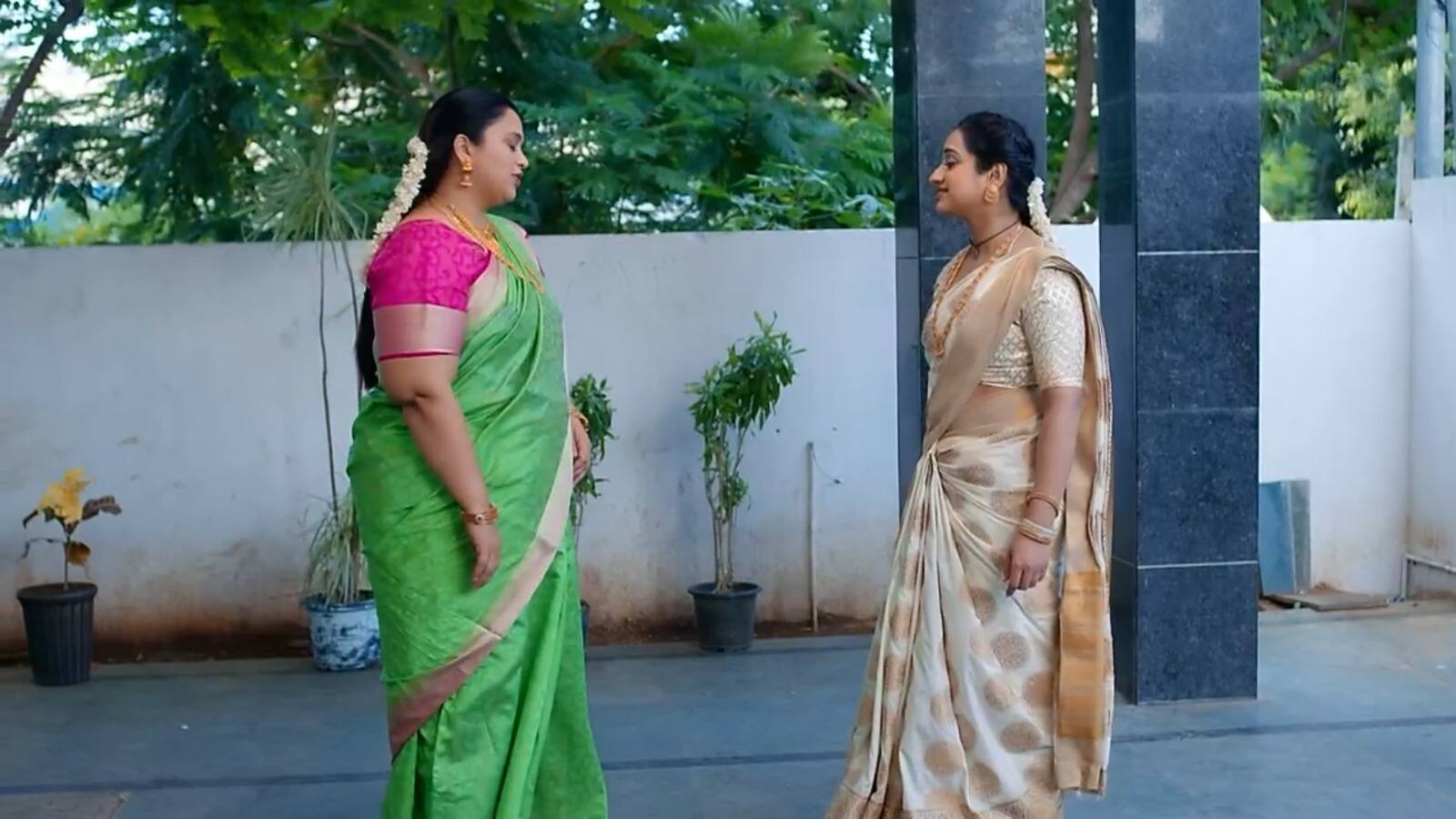 தேவிக்கு அதிர்ச்சி கொடுத்த மாரி - மாரி சீரியல் இன்றைய எபிசோட் அப்டேட்!