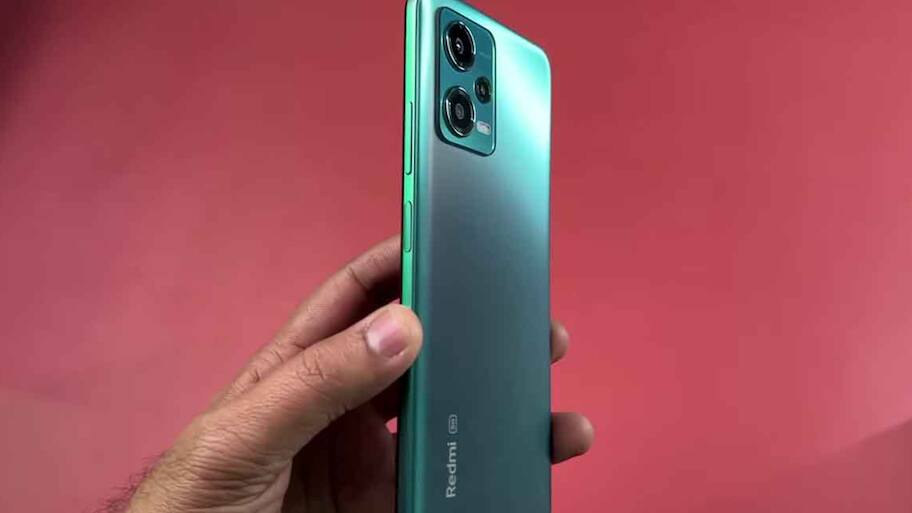 அதிக எதிர்பார்ப்புகளுக்கு மத்தியில் வெளியாகும் Redmi 12! சிறப்பம்சங்கள் என்ன என்ன? 