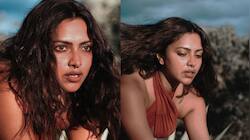 Amala Paul: சிகப்பு உடையில் சில்லென போட்டோஷூட் செய்த ‘ஆடை’ பட நாயகி..!